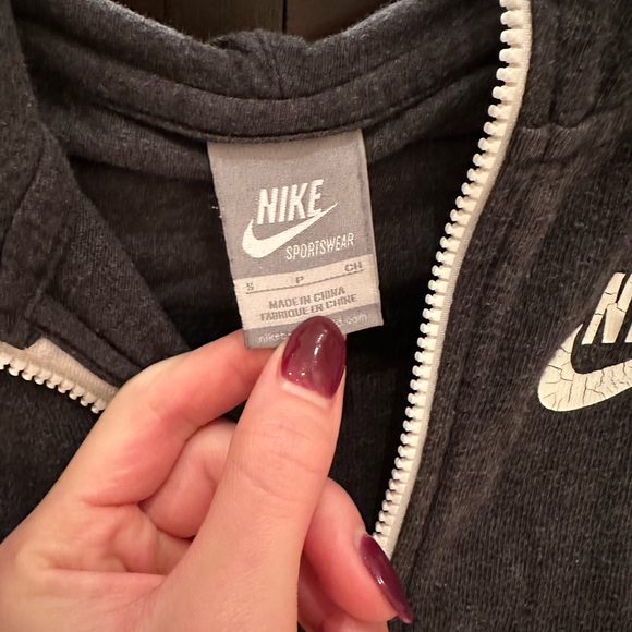Nike Zip-up Sweatshirt - Picture 2 of 3